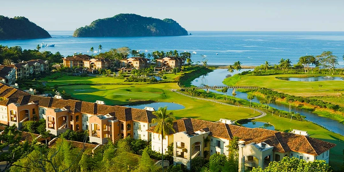 Del Mar community at Los Sueños Resort